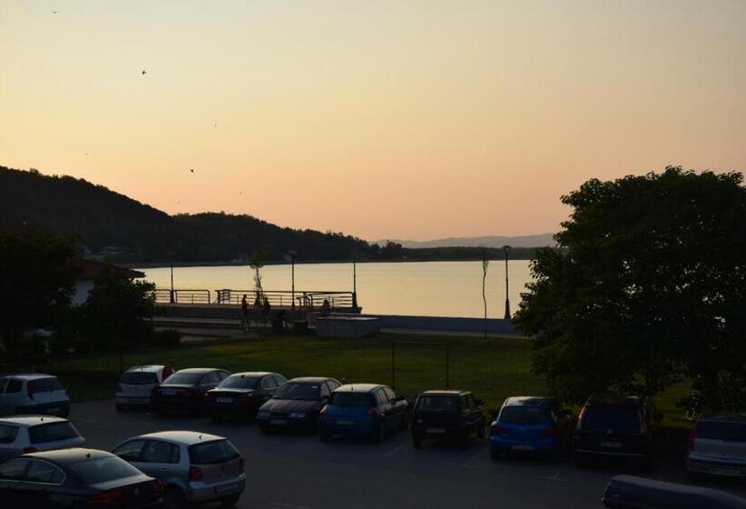 پانسیون Villa Bella