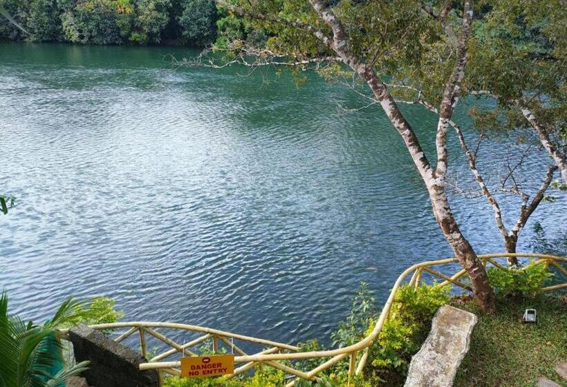 渡假胜地 Thenmala Hormuz Inn