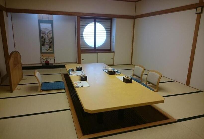 日式旅馆 The Gran Resort Elegante Awajishima