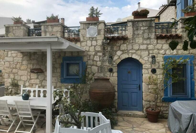 הוסטל Cozy Room In A Boutique Hotel Near Popular Attractions Of Cesme