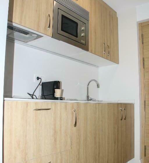 Apartamentos Mundaka Surf Camp