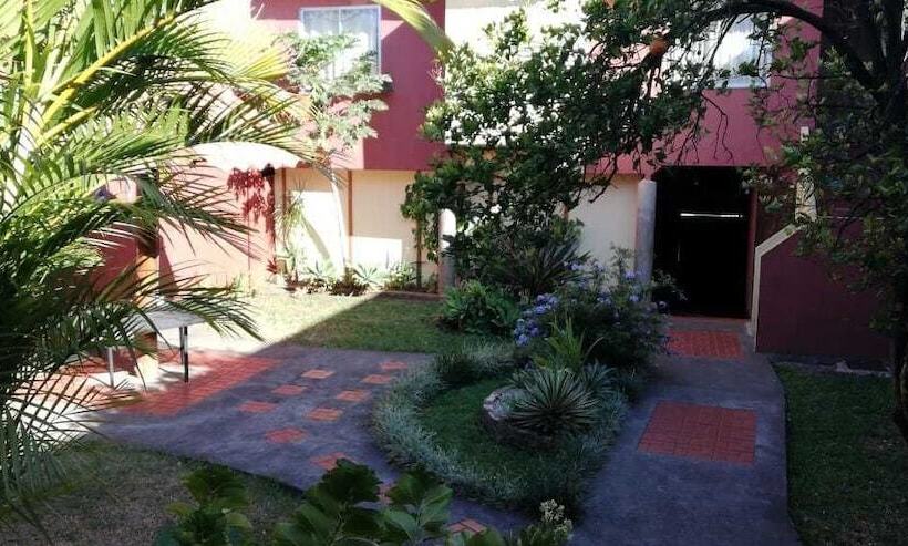 مبيت وإفطار Boruka Bnb