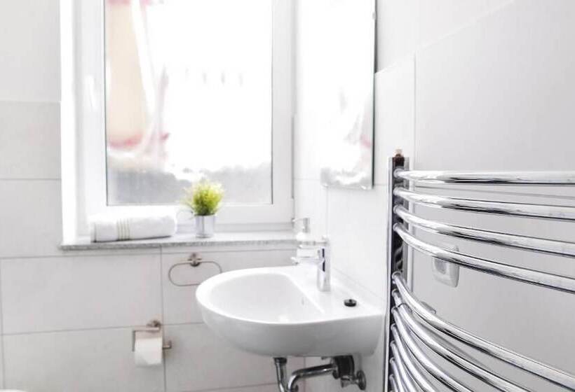 Bed and Breakfast Bp24 Hotel Eschweiler