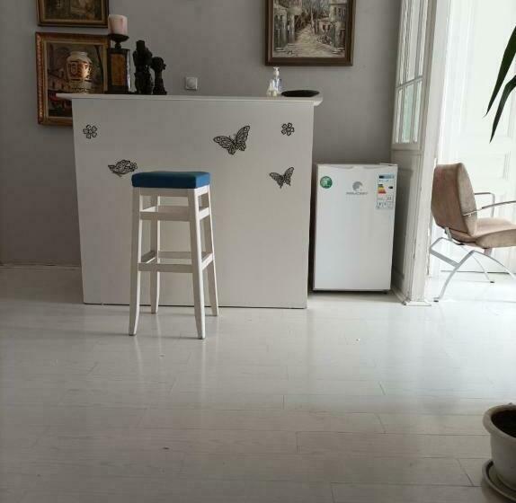 تختخواب و صبحانه Citalna Rooms