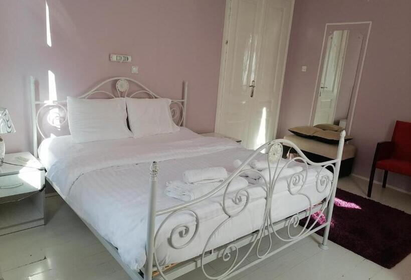 تختخواب و صبحانه Citalna Rooms