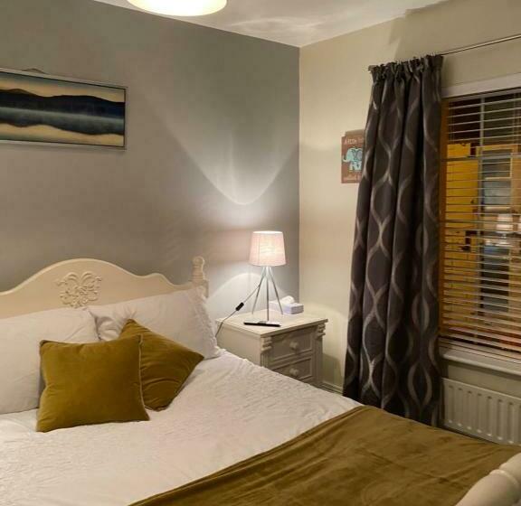 צימר The Strand Guest House