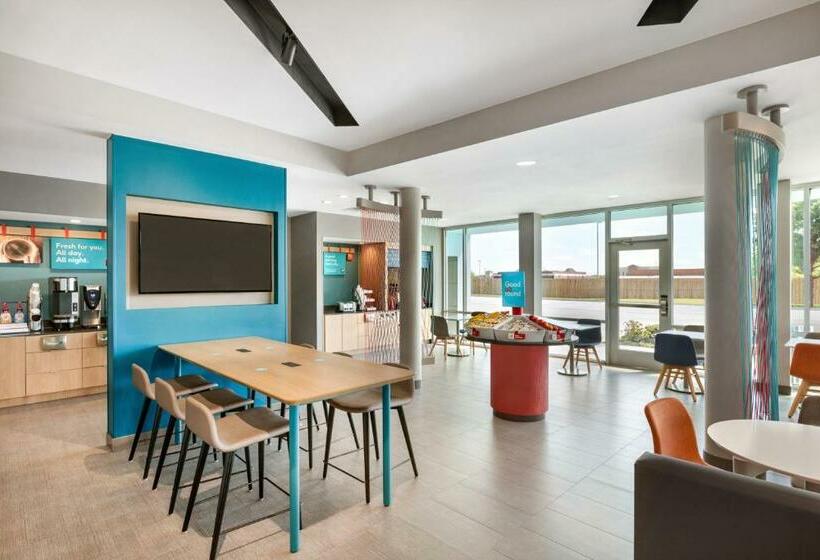 Avid Hotels   Chicago O Hare   Des Plaines