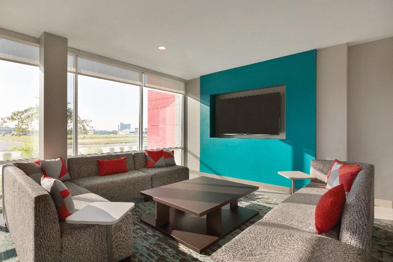 Avid Hotels   Chicago O Hare   Des Plaines