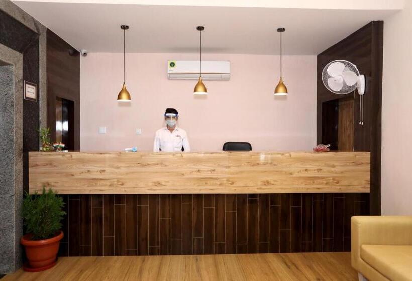 호텔 Bhairav Bagh With Swimming Pool