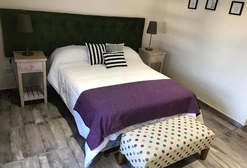 בית מלון כפרי Chenin Lodge