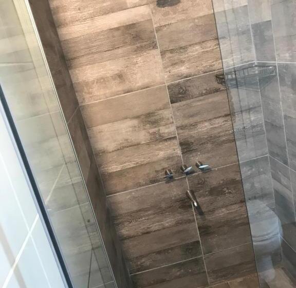 בית מלון כפרי Chenin Lodge