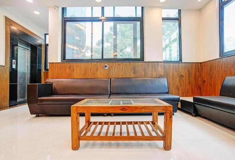 בית מלון כפרי Collection O 81434 Rama Greens