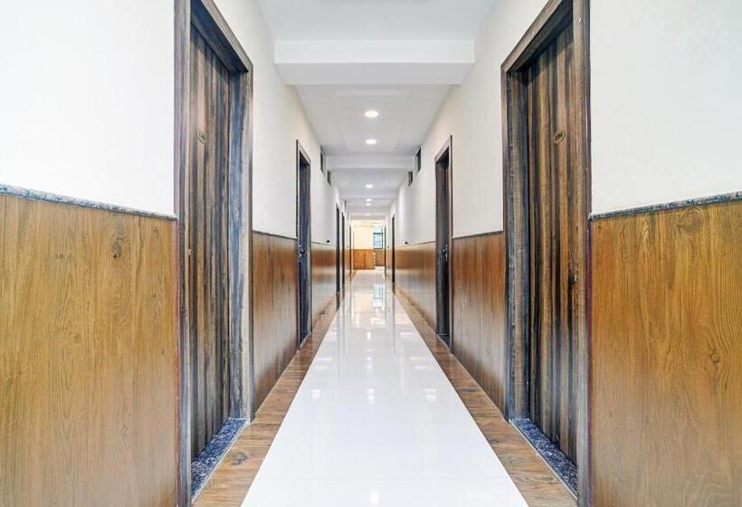 בית מלון כפרי Collection O 81434 Rama Greens