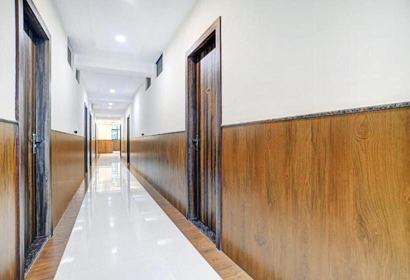 בית מלון כפרי Collection O 81434 Rama Greens