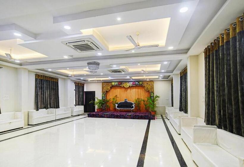 בית מלון כפרי Collection O 81434 Rama Greens