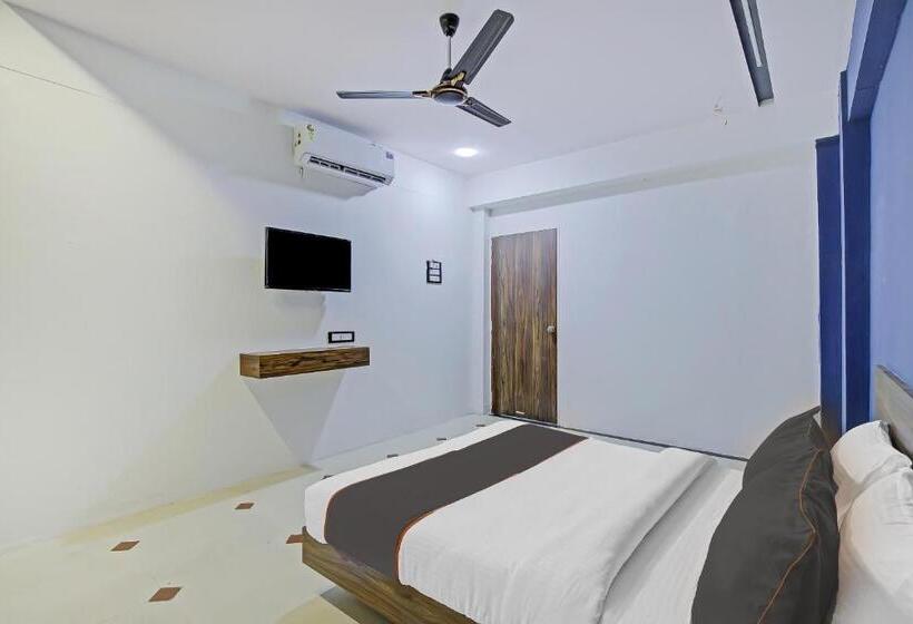 בית מלון כפרי Collection O 81614 Rudrajyot