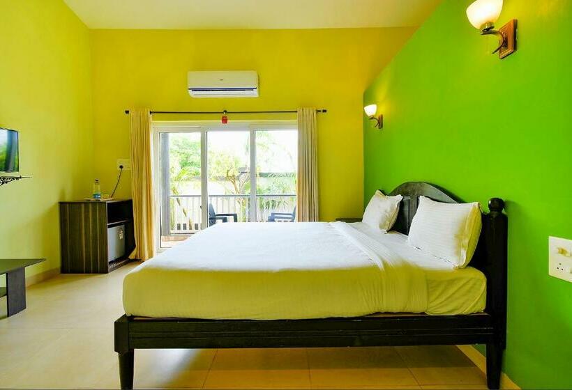 ホテル Fabescape Vagator Retreat Resort With Swimming Pool Nr Vagator Beach