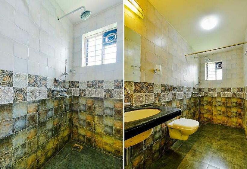 ホテル Fabescape Vagator Retreat Resort With Swimming Pool Nr Vagator Beach