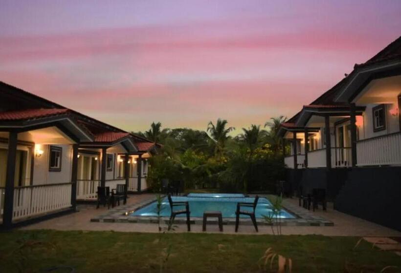 ホテル Fabescape Vagator Retreat Resort With Swimming Pool Nr Vagator Beach