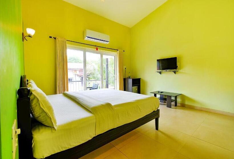 ホテル Fabescape Vagator Retreat Resort With Swimming Pool Nr Vagator Beach