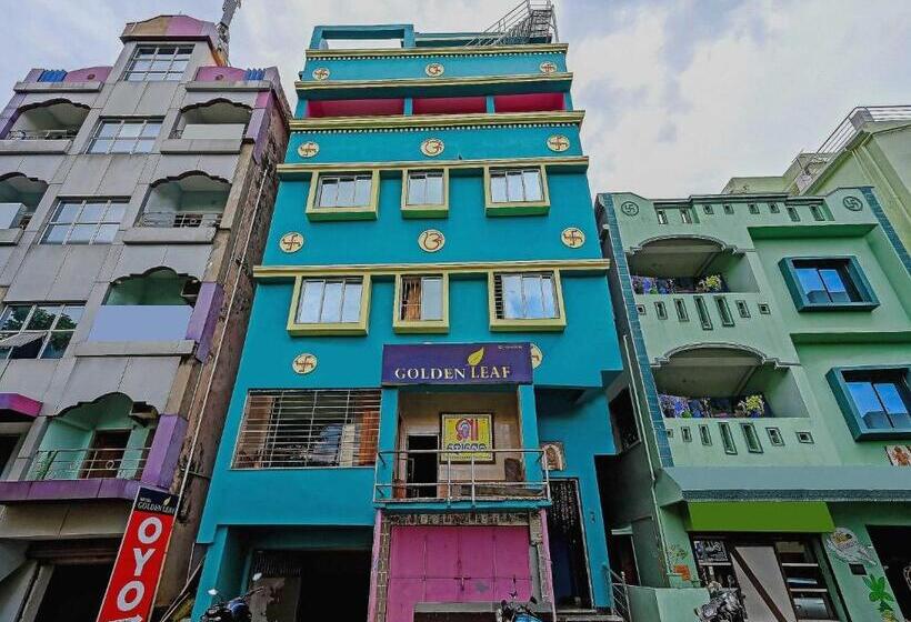 Hotel Flagship 81598 Golden Leaf