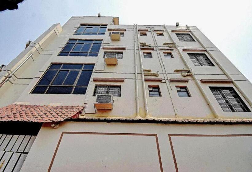 Отель Elite Inn Ultadanga Inn Kolkata Couple Friendly