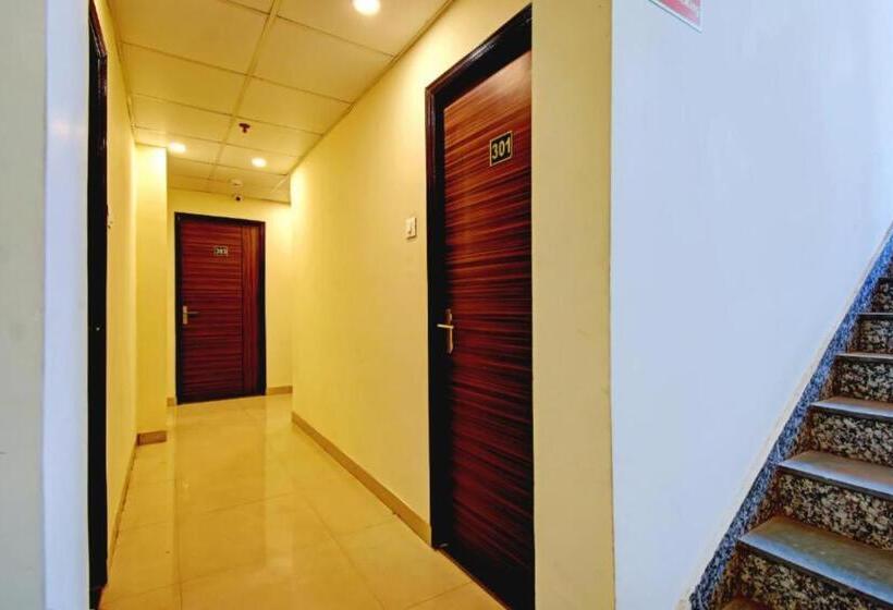 Отель Elite Inn Ultadanga Inn Kolkata Couple Friendly