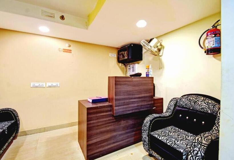 Отель Elite Inn Ultadanga Inn Kolkata Couple Friendly