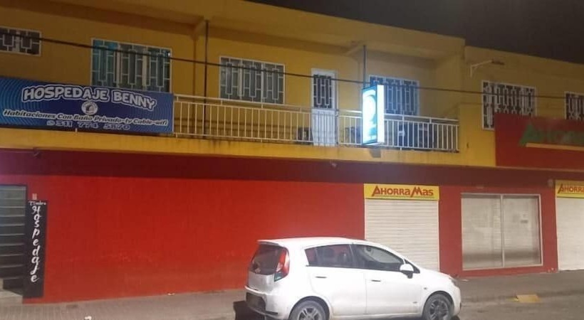 ホテル Nuevo Hospedaje Benny