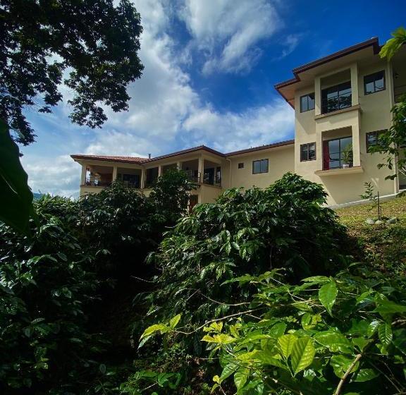 Отель Inn The Coffeepot Boutique