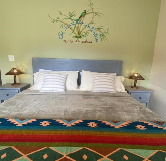 Отель Inn The Coffeepot Boutique