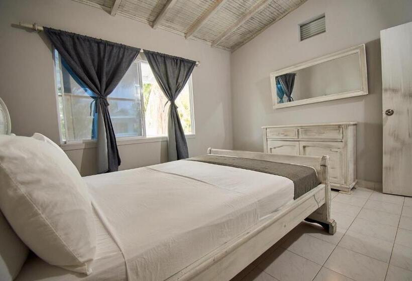 هتل Kpre Coveñas