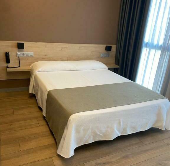 ホテル Mestral Perelló