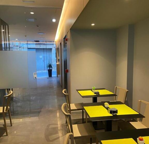 ホテル Mestral Perelló