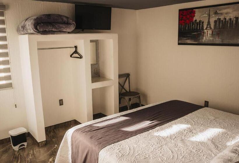 فندق Nuevo Bernal