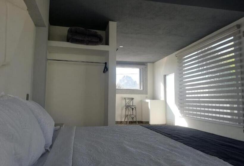 فندق Nuevo Bernal