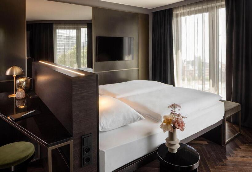 هتل Romy By Amano