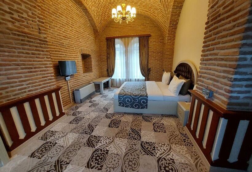 هتل Shah Abbas Karvansaray