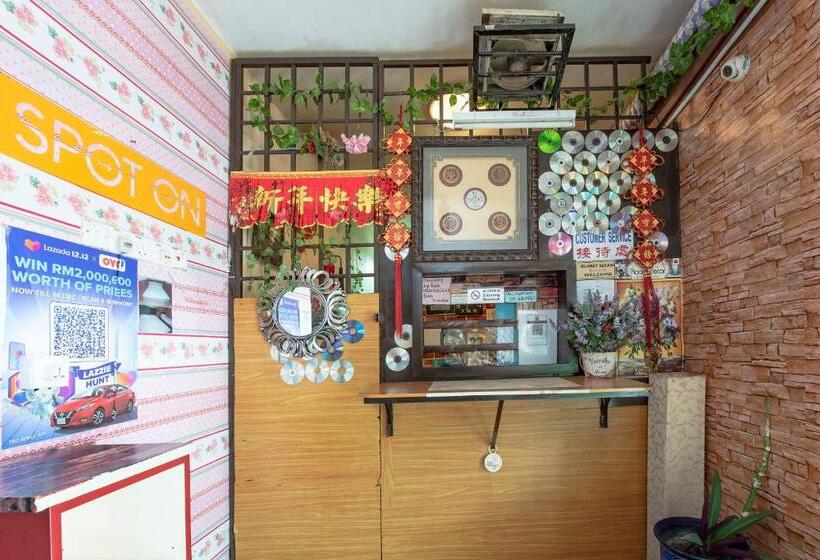 בית מלון כפרי Spot On 90305 Hen Hen