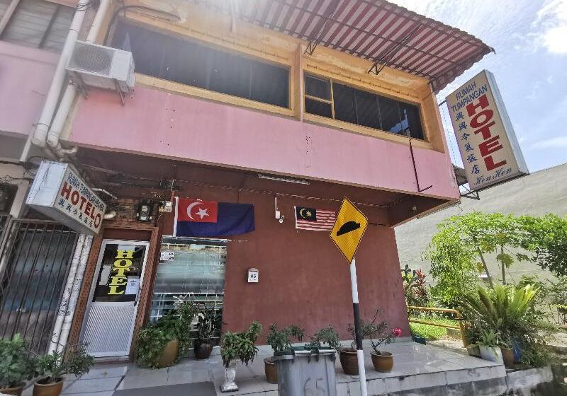 בית מלון כפרי Spot On 90305 Hen Hen