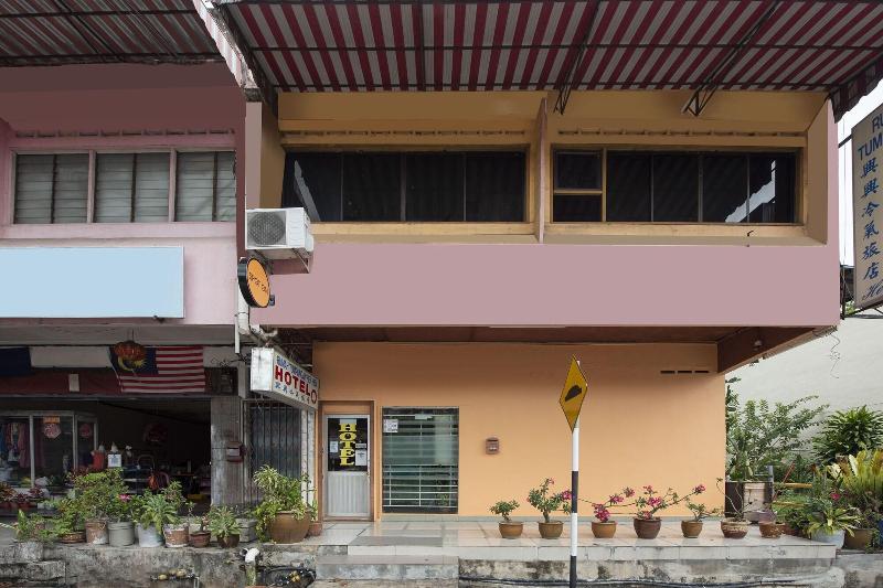 בית מלון כפרי Spot On 90305 Hen Hen