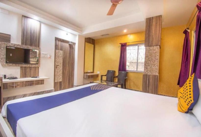 فندق Staymaker Rajeshwari Inn