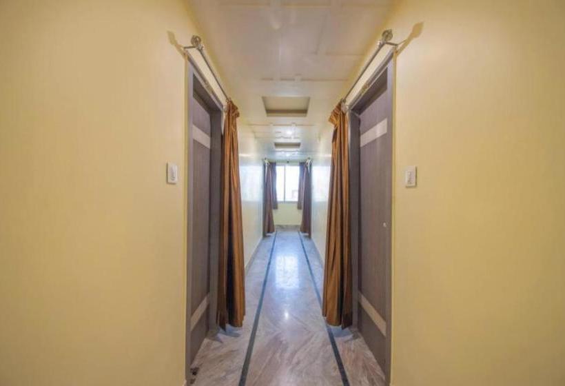 فندق Staymaker Rajeshwari Inn
