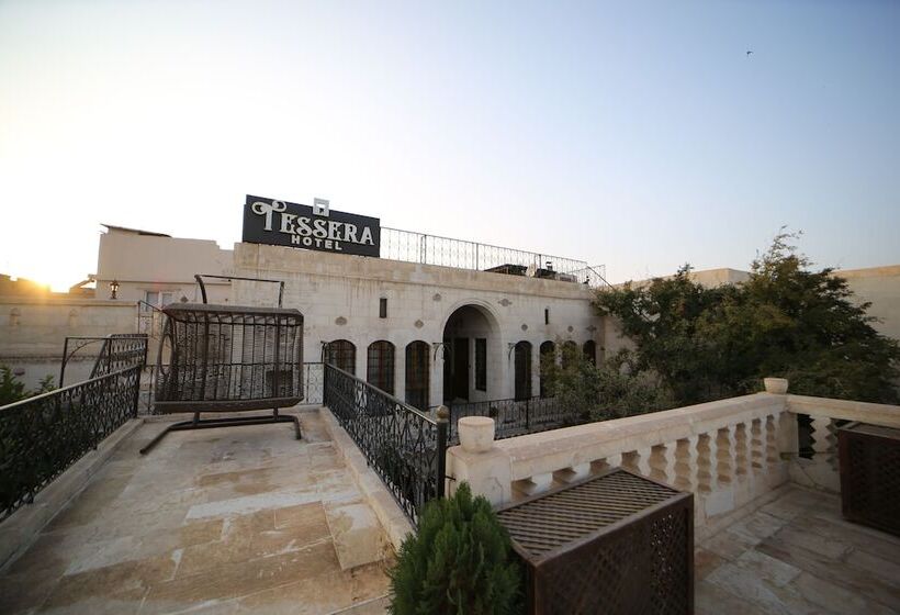 هتل Tessera