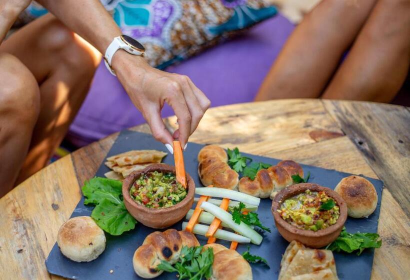 בית מלון כפרי The Nest Boutique Resort