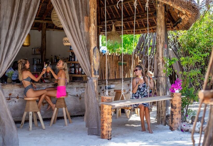 בית מלון כפרי The Nest Boutique Resort