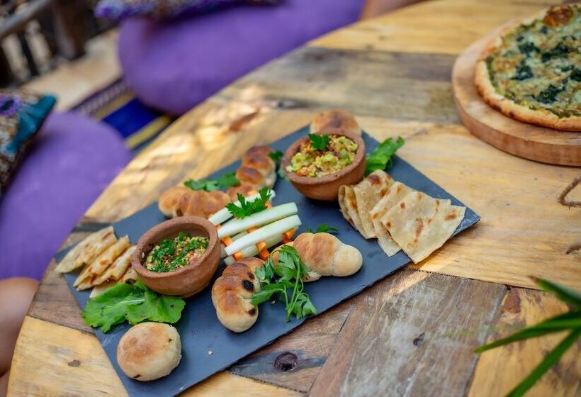 ホテル The Nest Boutique Resort