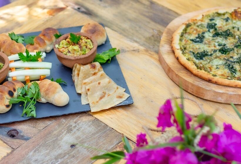 ホテル The Nest Boutique Resort