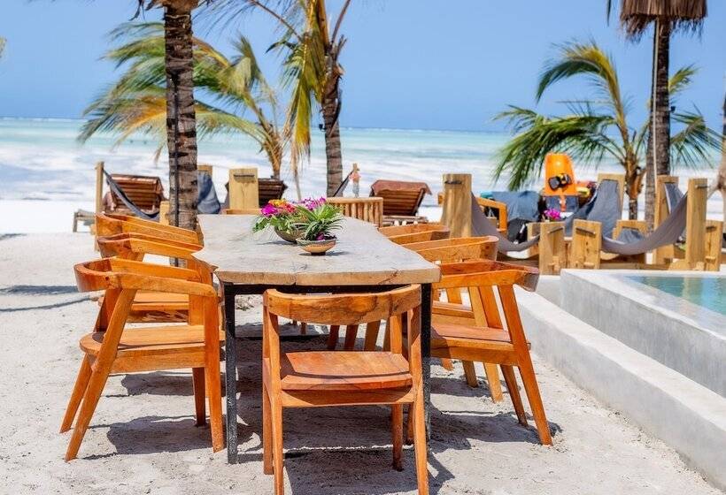 ホテル The Nest Boutique Resort