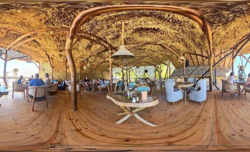 ホテル The Nest Boutique Resort